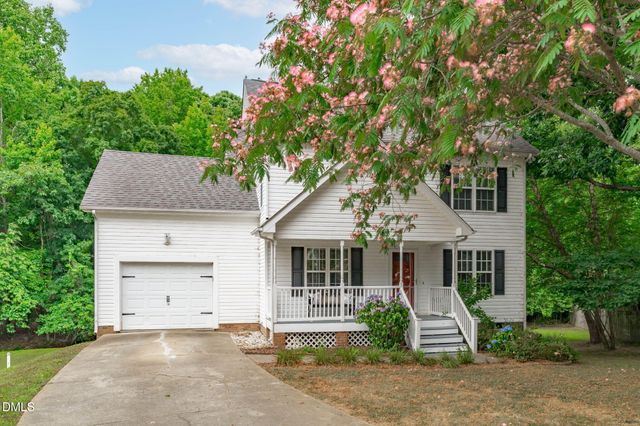 100 Peakhill Road, Holly Springs, NC 27540