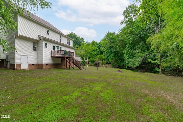 100 Peakhill Road, Holly Springs, NC 27540