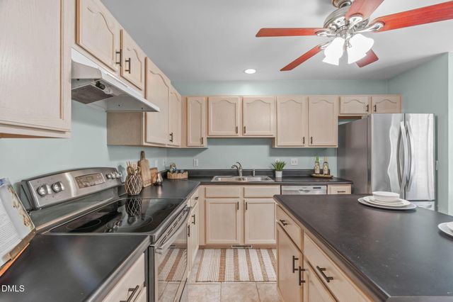 100 Peakhill Road, Holly Springs, NC 27540