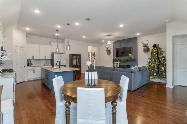 116 Acacia PASS, Bastrop, TX 78602