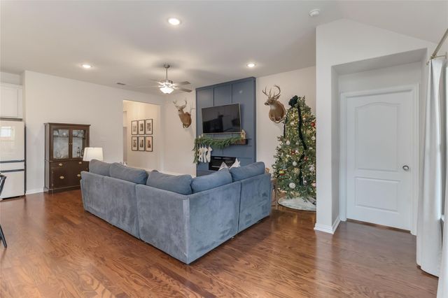 116 Acacia PASS, Bastrop, TX 78602