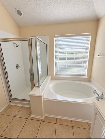 11518 Berkway Trail, Houston, TX 77065