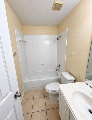 11518 Berkway Trail, Houston, TX 77065