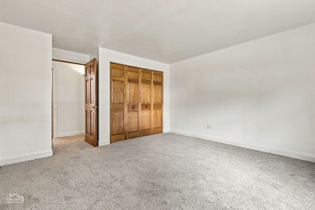 10045 S Walnut Terrace 1-101, Palos Hills, IL 60465