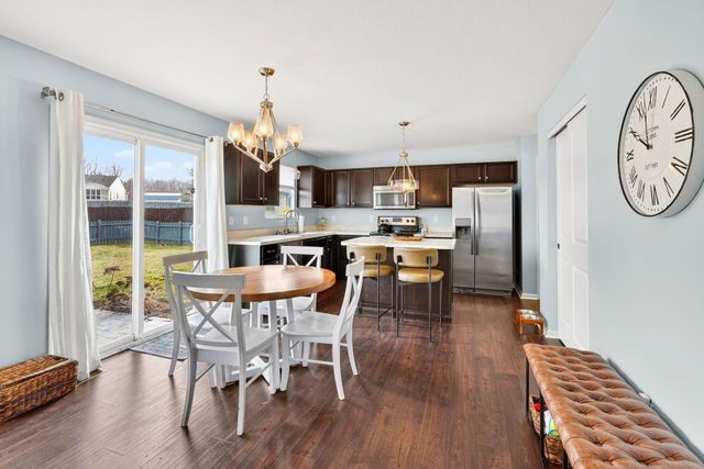 631 Rolling Acre Drive, Lithopolis, OH 43136