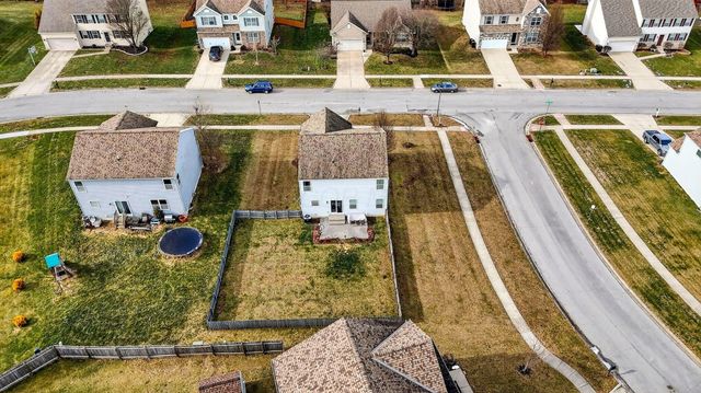 631 Rolling Acre Drive, Lithopolis, OH 43136