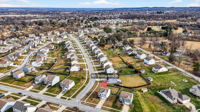 631 Rolling Acre Drive, Lithopolis, OH 43136