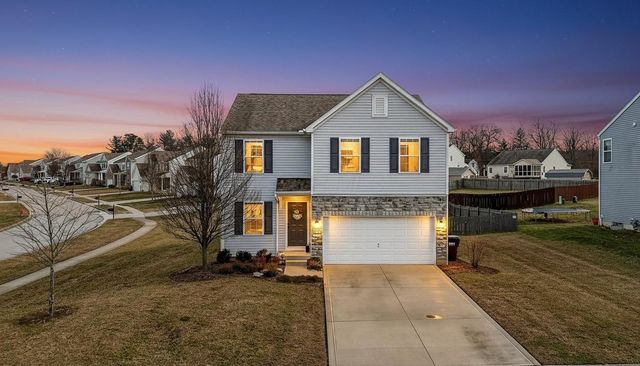 631 Rolling Acre Drive, Lithopolis, OH 43136