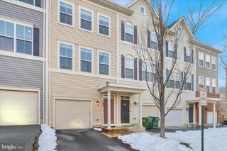 105 NESTORS PL #503, Stafford, VA 22556