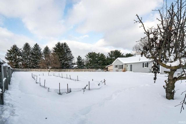 51485 W Timberline Trace Drive, Granger, IN 46530