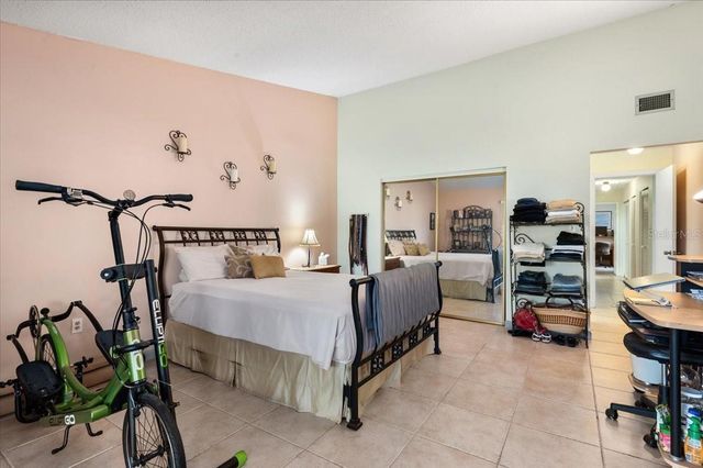 5905 LA VISTA LANE, Bradenton, FL 34210