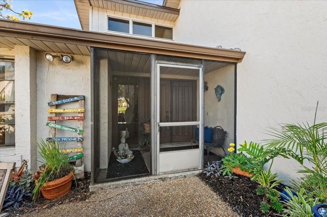 5905 LA VISTA LANE, Bradenton, FL 34210