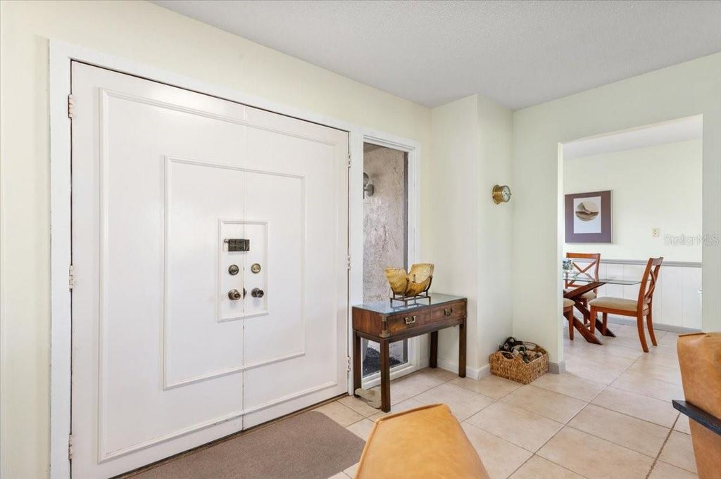 Image 3 of property listing at 5905 LA VISTA LANE, Bradenton, FL 34210