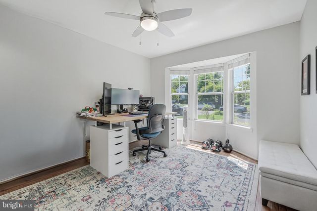 30 FENTON WOOD DR., Sterling, VA 20165