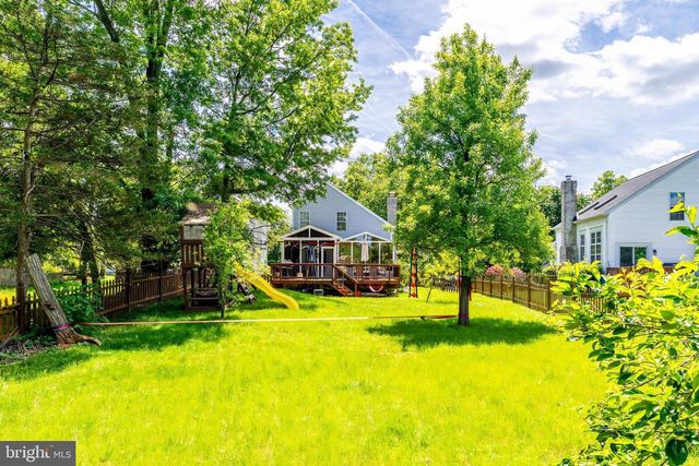 30 FENTON WOOD DR., Sterling, VA 20165