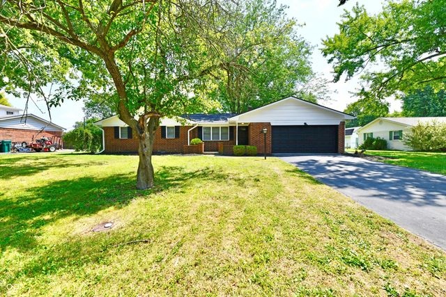29 Parkwood Drive, Brownsburg, IN 46112
