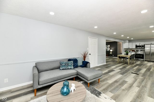 29 Parkwood Drive, Brownsburg, IN 46112