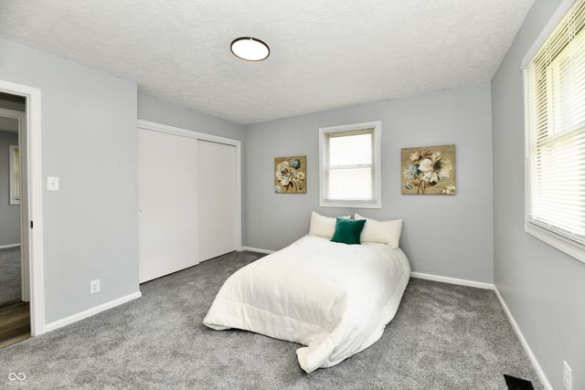 29 Parkwood Drive, Brownsburg, IN 46112