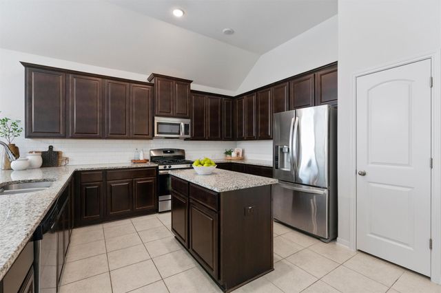 2624 Enza DR, Round Rock, TX 78665