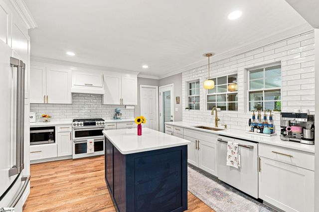 22 Wilmont Lane, Greenville, SC 29605