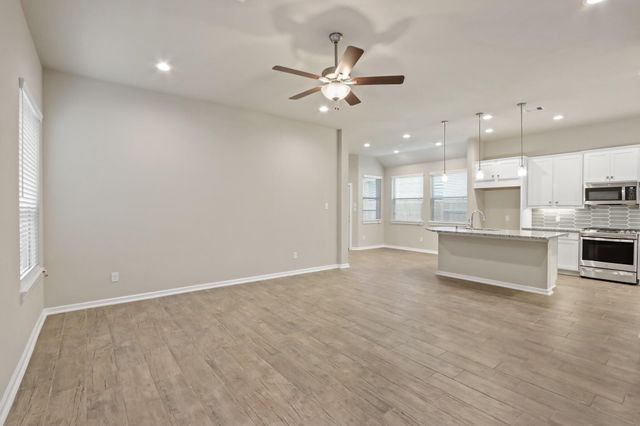 7011 Golden Groundsel Drive, Katy, TX 77493