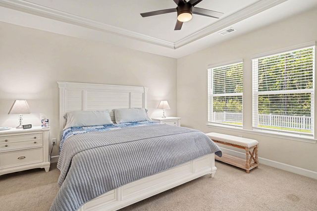 812 Sandy Side Dr., Little River, SC 29566