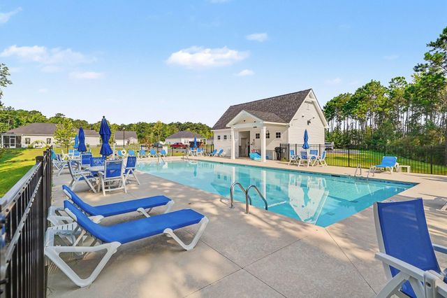 812 Sandy Side Dr., Little River, SC 29566
