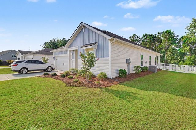 812 Sandy Side Dr., Little River, SC 29566