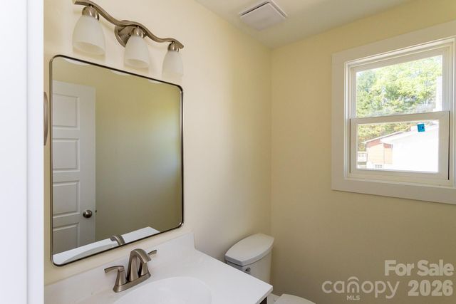 46 Vance Avenue, Black Mountain, NC 28711