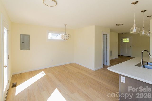 46 Vance Avenue, Black Mountain, NC 28711