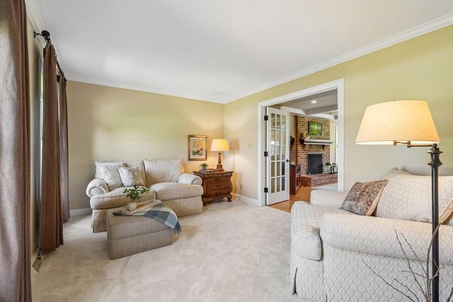 15155 Shamrock LANE, Brookfield, WI 53005