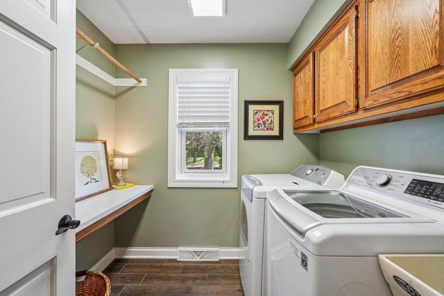 15155 Shamrock LANE, Brookfield, WI 53005