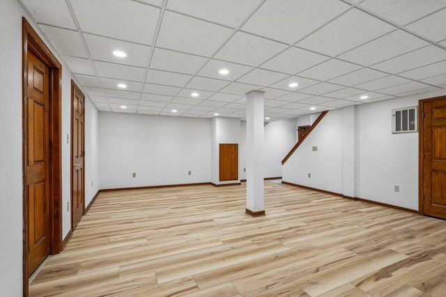 15155 Shamrock LANE, Brookfield, WI 53005