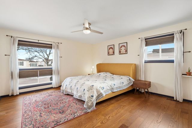 9330 Murray Court, Morton Grove, IL 60053