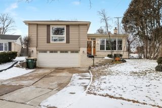 9330 Murray Court, Morton Grove, IL 60053