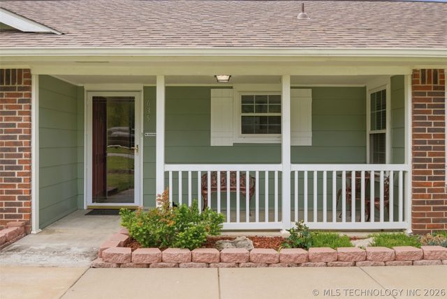 635 S Pecan Street, Oologah, OK 74053