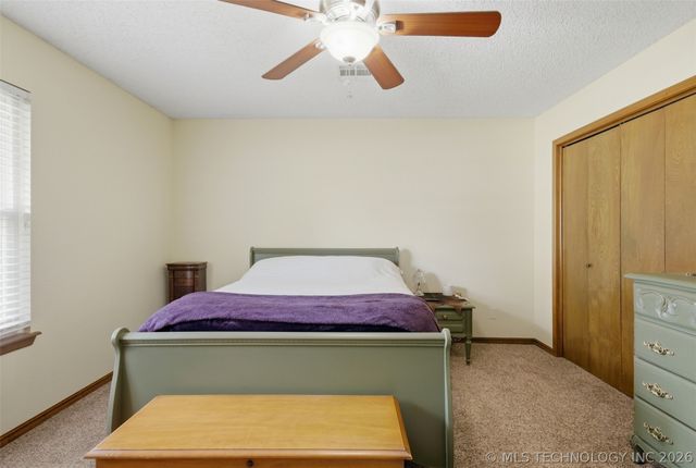 635 S Pecan Street, Oologah, OK 74053