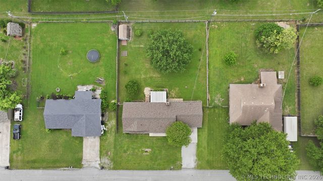 635 S Pecan Street, Oologah, OK 74053