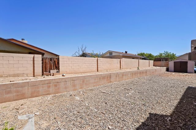 4505 Derby Court NW, Albuquerque, NM 87114