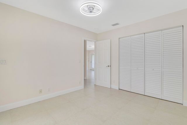 376 SW 2nd Street, Boca Raton, FL 33432