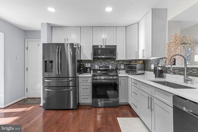 24 AURELIE DR, Fredericksburg, VA 22406