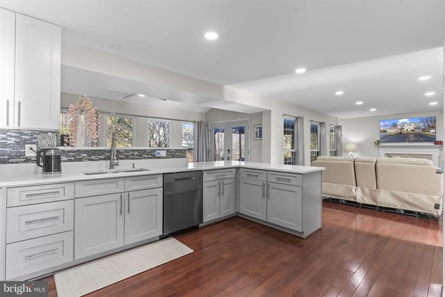 24 AURELIE DR, Fredericksburg, VA 22406