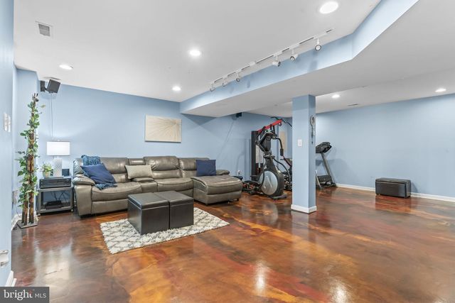 24 AURELIE DR, Fredericksburg, VA 22406