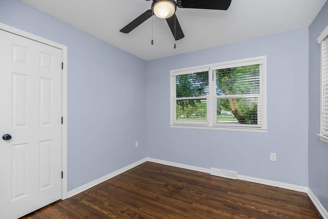 7733 Mission Road, Prairie Village, KS 66208
