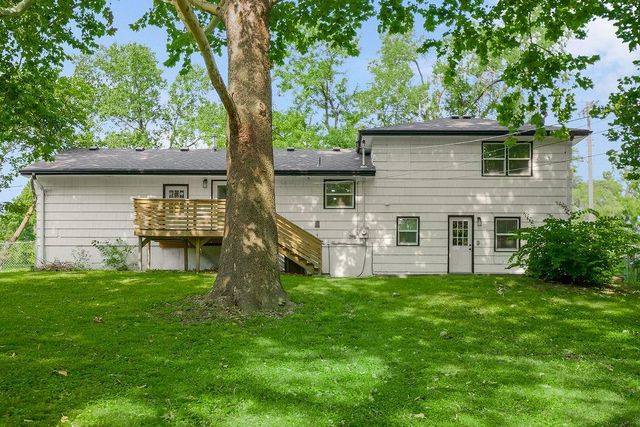 7733 Mission Road, Prairie Village, KS 66208