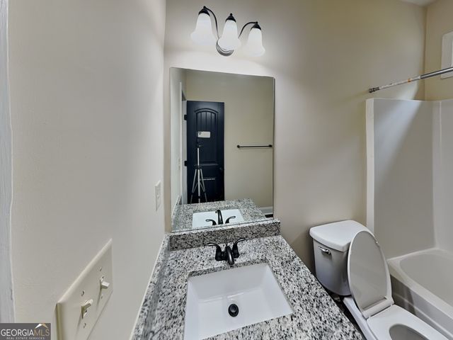 453 Cherry Creek Drive, Loganville, GA 30052