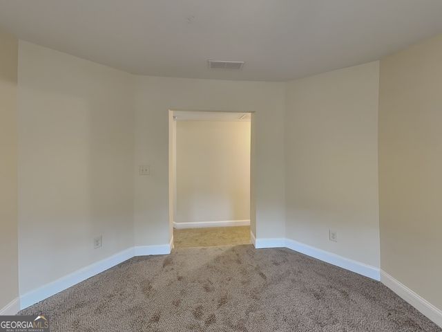 453 Cherry Creek Drive, Loganville, GA 30052