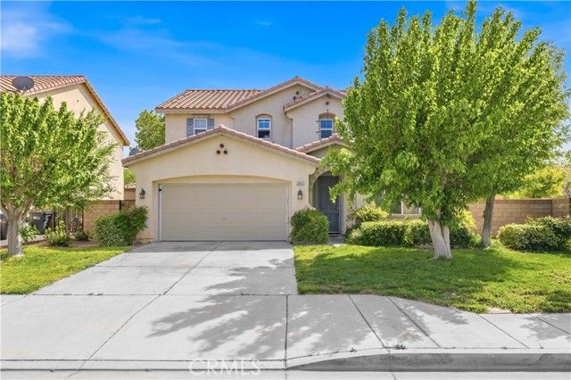2822 Emerald, Lancaster, CA 93535
