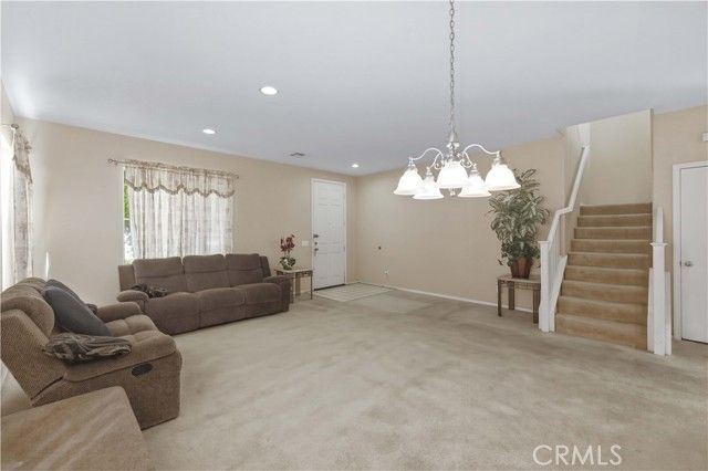 2822 Emerald, Lancaster, CA 93535