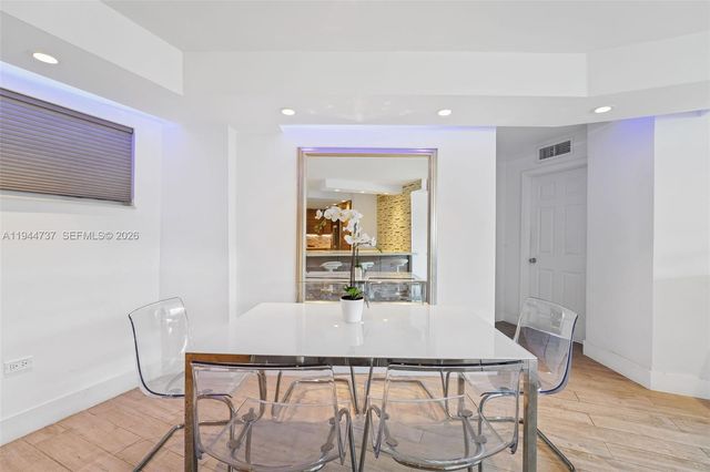 1881 Washington Ave 5H, Miami Beach, FL 33139